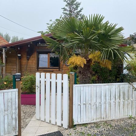 Grand Chalet Tout Equipe 6 Personnes Proche Des Plages Du Debarquement Sommervieu Екстер'єр фото