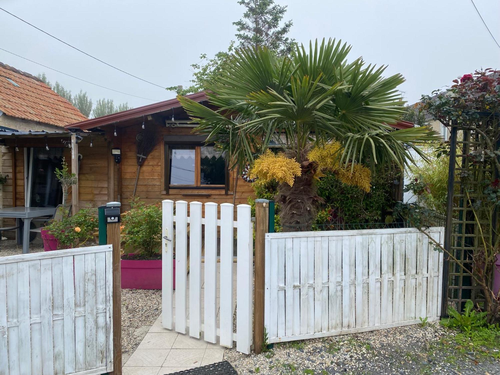 Grand Chalet Tout Equipe 6 Personnes Proche Des Plages Du Debarquement Sommervieu Екстер'єр фото